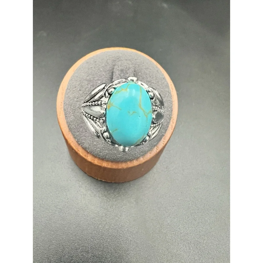 Vintage Style Faux Turquoise Silver Tone Statement Ring Size 9 Southwestern